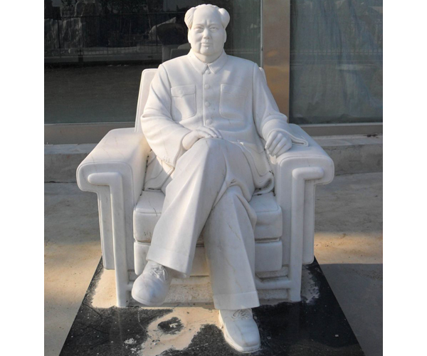 石雕毛主席坐像