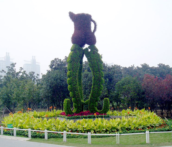 绿色生态雕塑